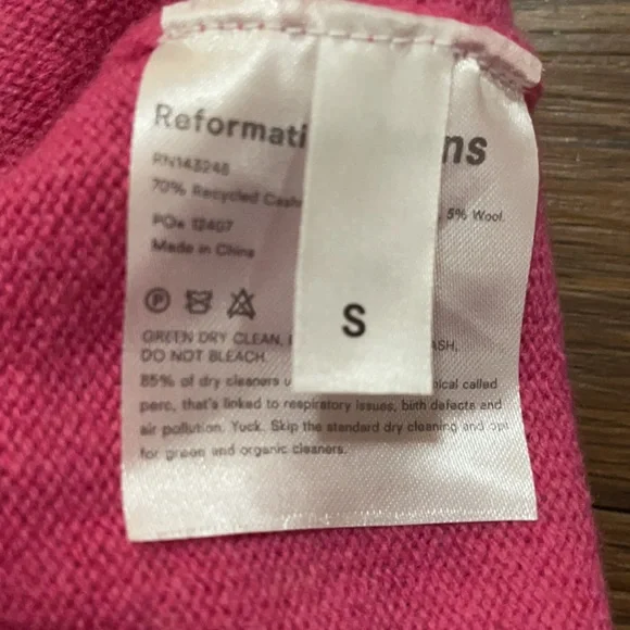 NWT Reformation Cashmere Hot Pink Sweater size Small - Picture 4 of 4